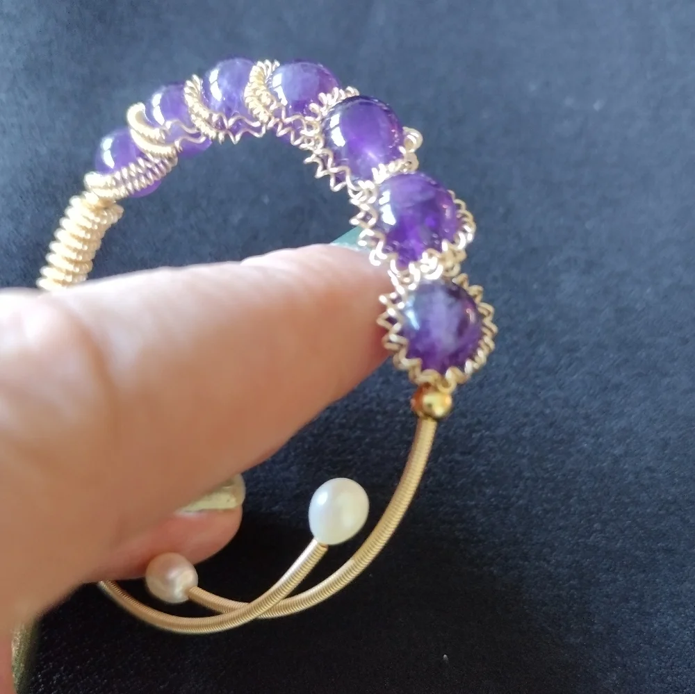 Gold Wire and Purple Stone Bracelet Adjustable NWOT - Picture 10 of 10